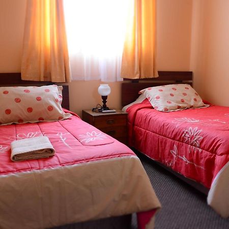 Hostal Aventura Austral Punta Arenas Exterior foto