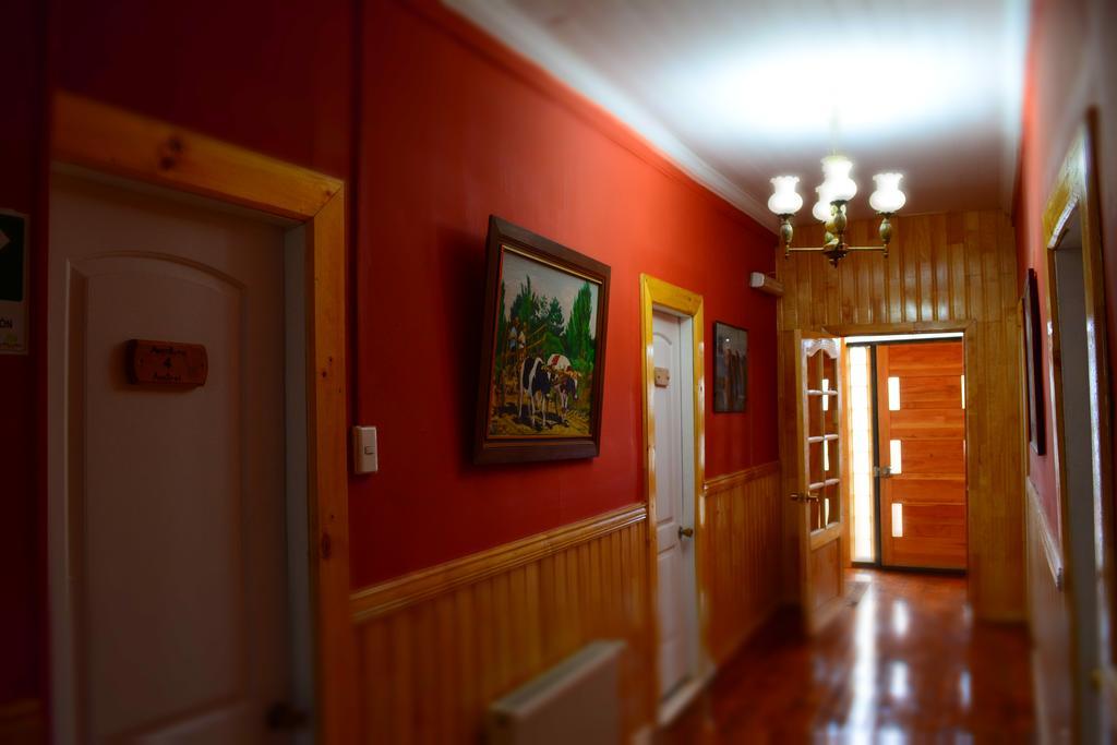 Hostal Aventura Austral Punta Arenas Exterior foto