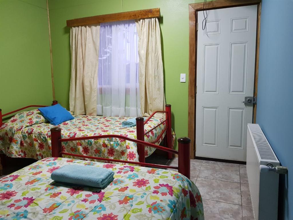 Hostal Aventura Austral Punta Arenas Exterior foto